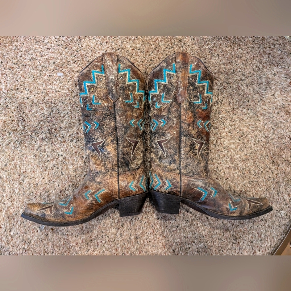 Corral Turquoise Embroidered Boots Size 8